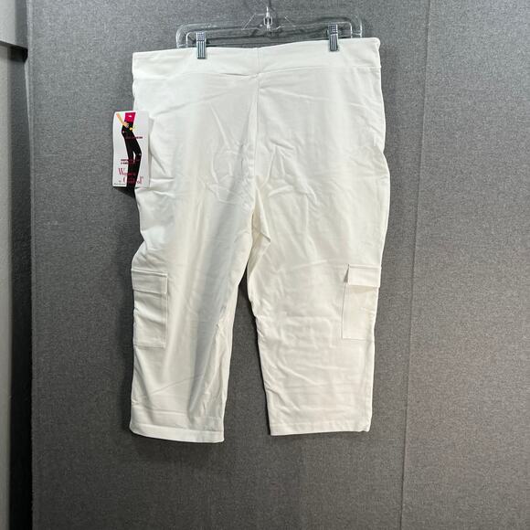 Wicked by Women with Control Cropped Cargo Pants White, Petite X-Large - Picture 2 of 9